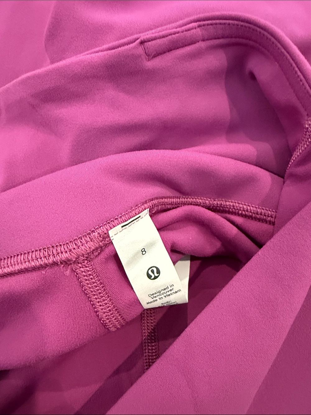 Lululemon align magenta leggings size 8 with pockets 25 in inseam - Picture 3 of 4